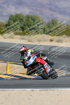 media/Feb-04-2024-SoCal Trackdays (Sun) [[91d6515b1d]]/6-Turn 10 Set 2 (1120am)/